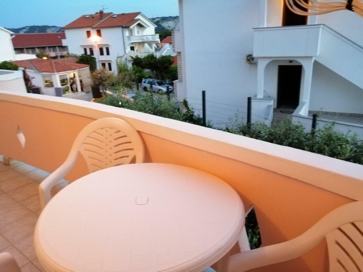 Apartmani Simon ロパール エクステリア 写真